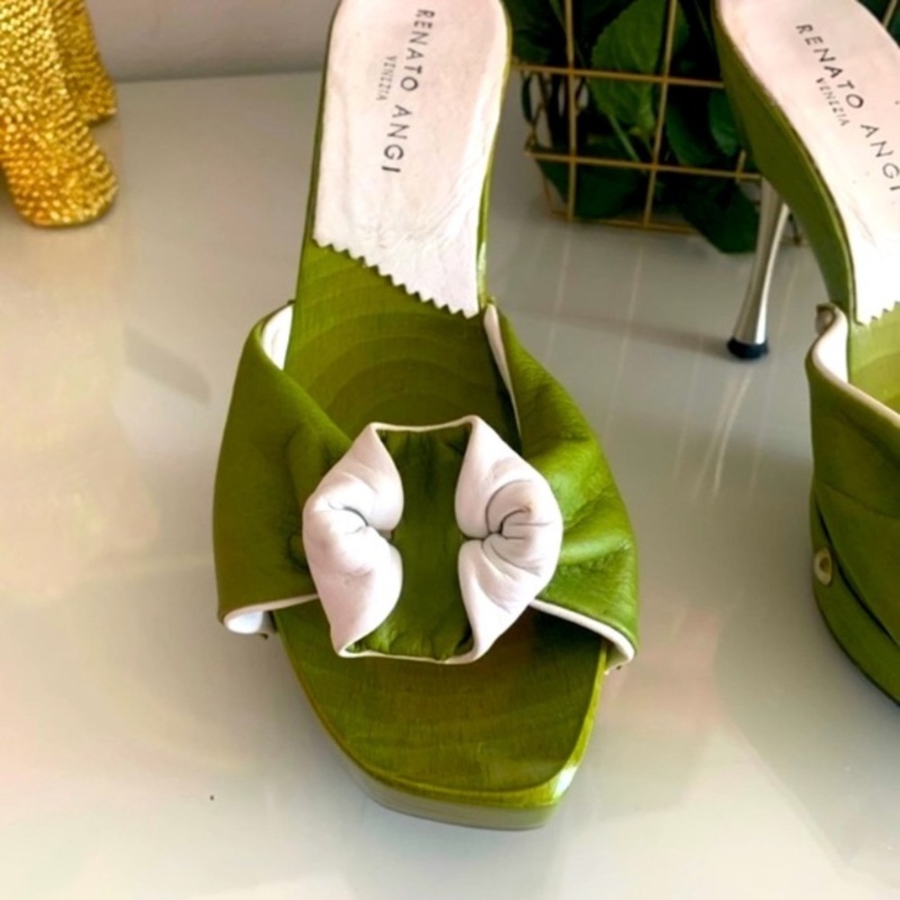 RENATO ANGI Green Butter Soft Leather 4' Metal Stilettos - Picture 2 of 10